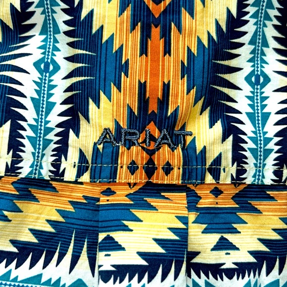 ARIAT X PENDLETON: Southwestern Design - Picture 10 of 12